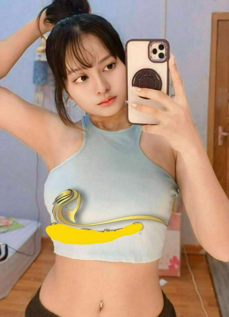 Thu Vân kiều nữ và đại gia địt nhau toét bím e ngon như này ngày địt 7 lần