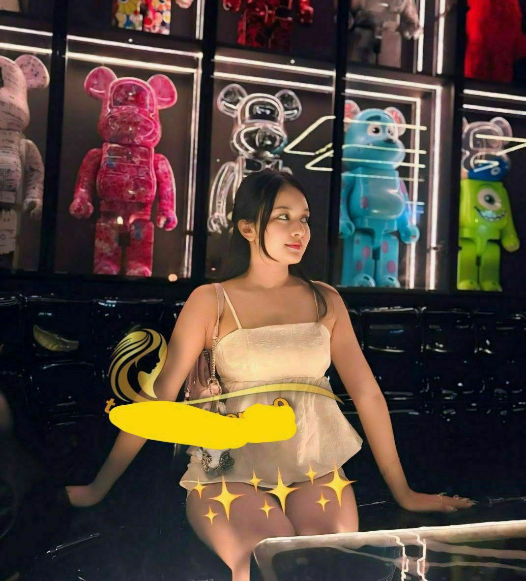 Thu Vân kiều nữ và đại gia địt nhau toét bím e ngon như này ngày địt 7 lần