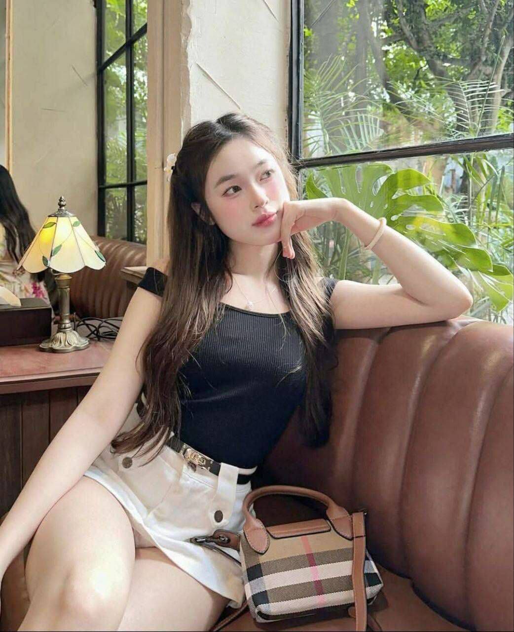 Cuộc tình đẹp cùng cô chủ lần 1 rút ra kịp nhưng lần 2 thì vào trong