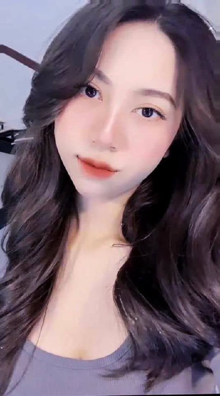 Lưu Thanh Vân full 45 ảnh + 10 video không kém cạnh ai kia  có i4 trong linh để ae liên hệ e ấy nhé.