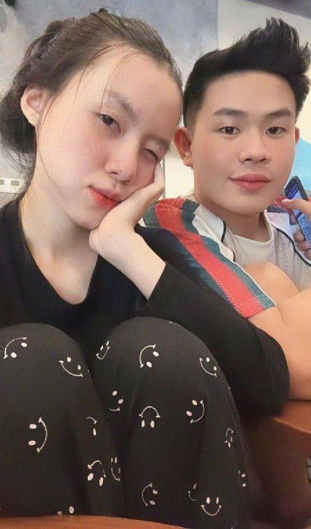 Siêu NGONSiêu phẩm Ch!ch ny xinh trắng d,âm khít v,,ú to