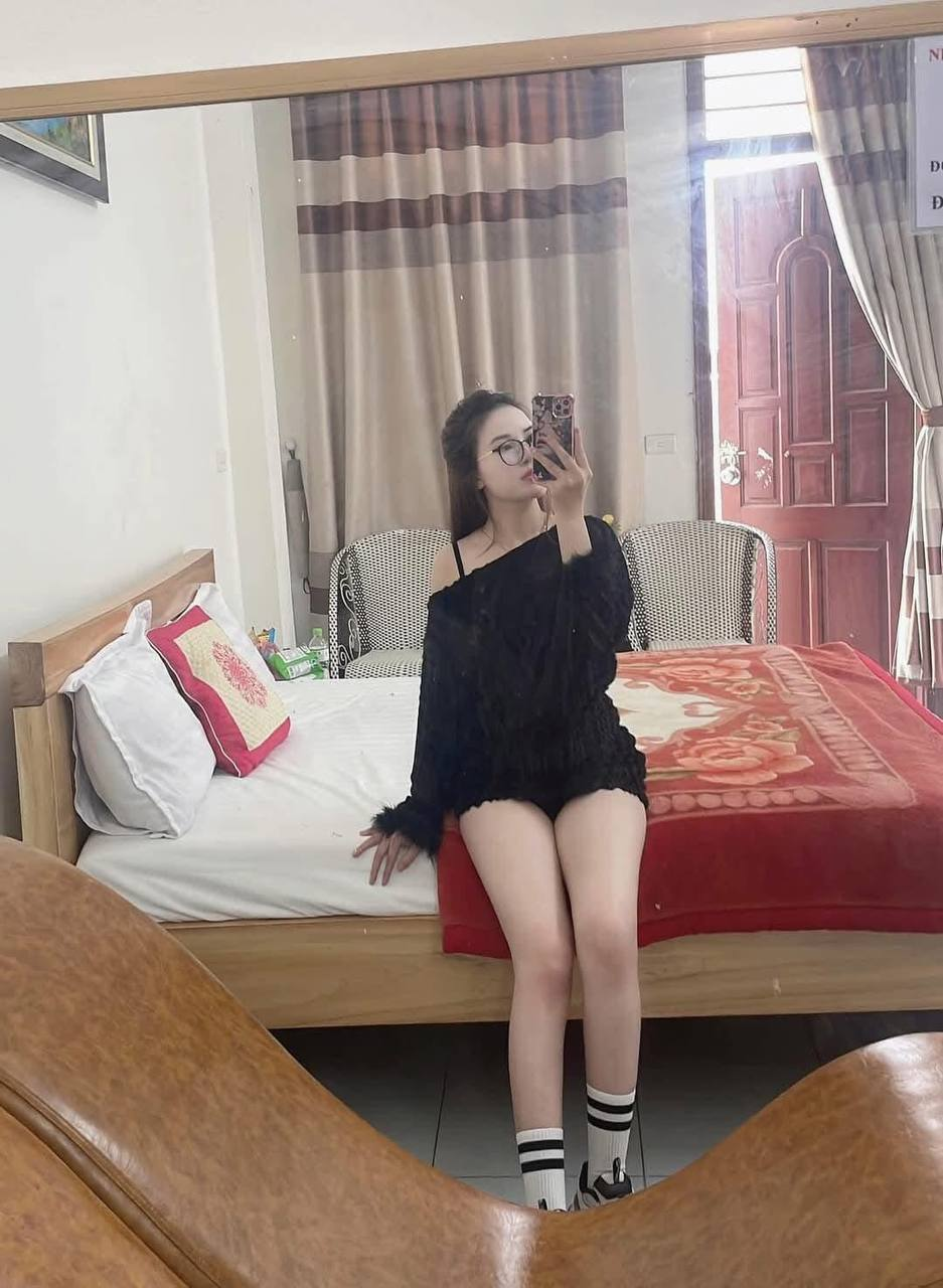 Chú đ,ụ e mạnh quá 